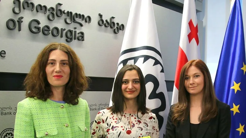 "ემბისი" პოსტერებისა და სლოგანების კონკურსის მხარდამჭერია